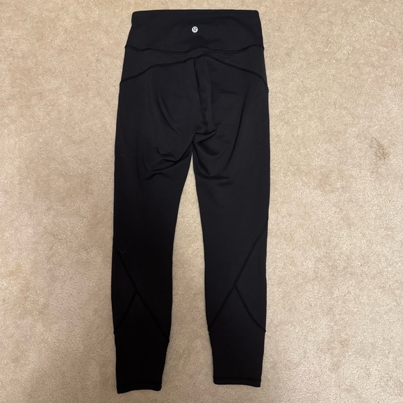 Lululemon wonder under black leggings - Picture 2 of 3